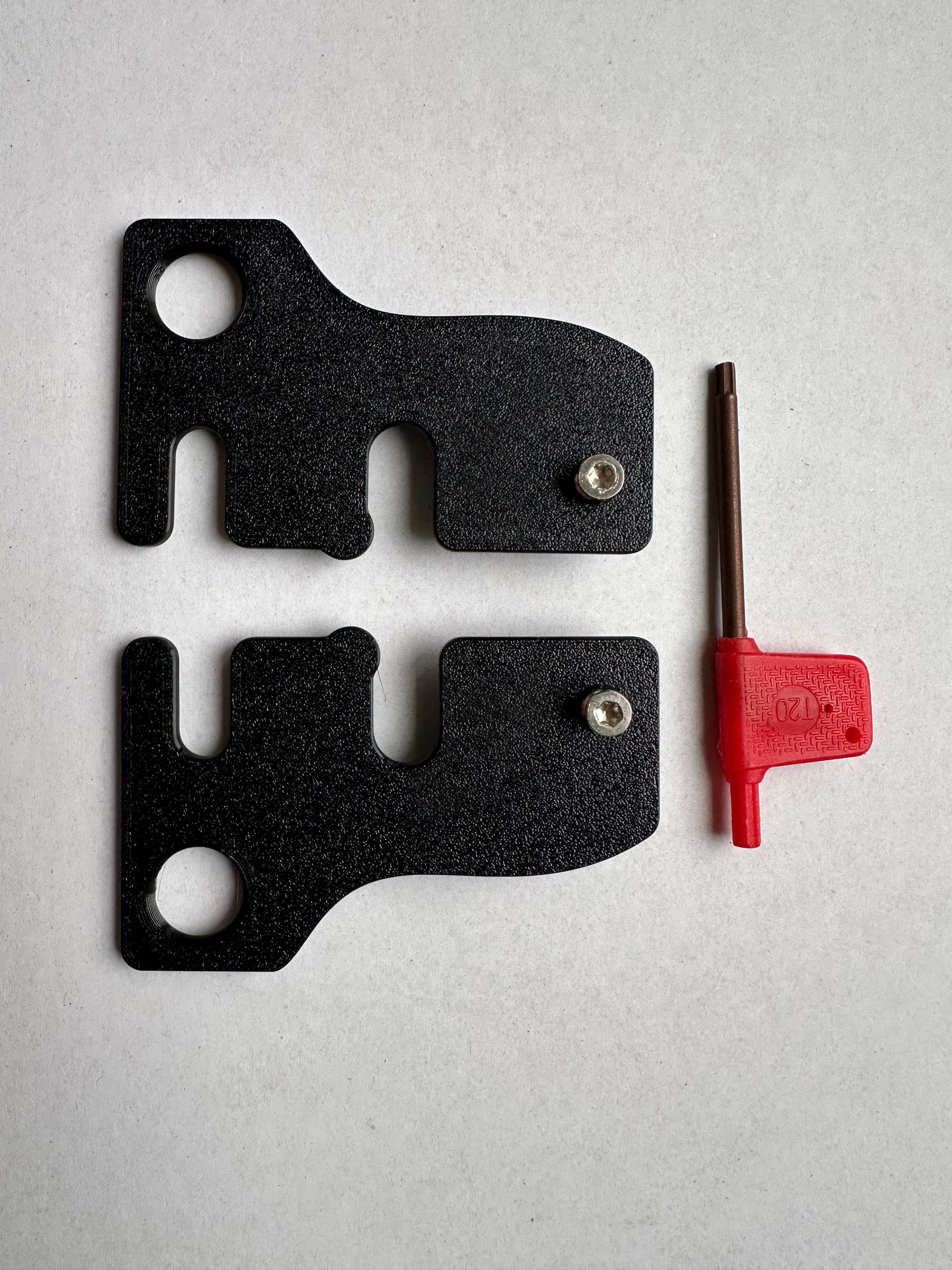 Türensicherung für Caravan-Türen (neue, verstärkte Variante)