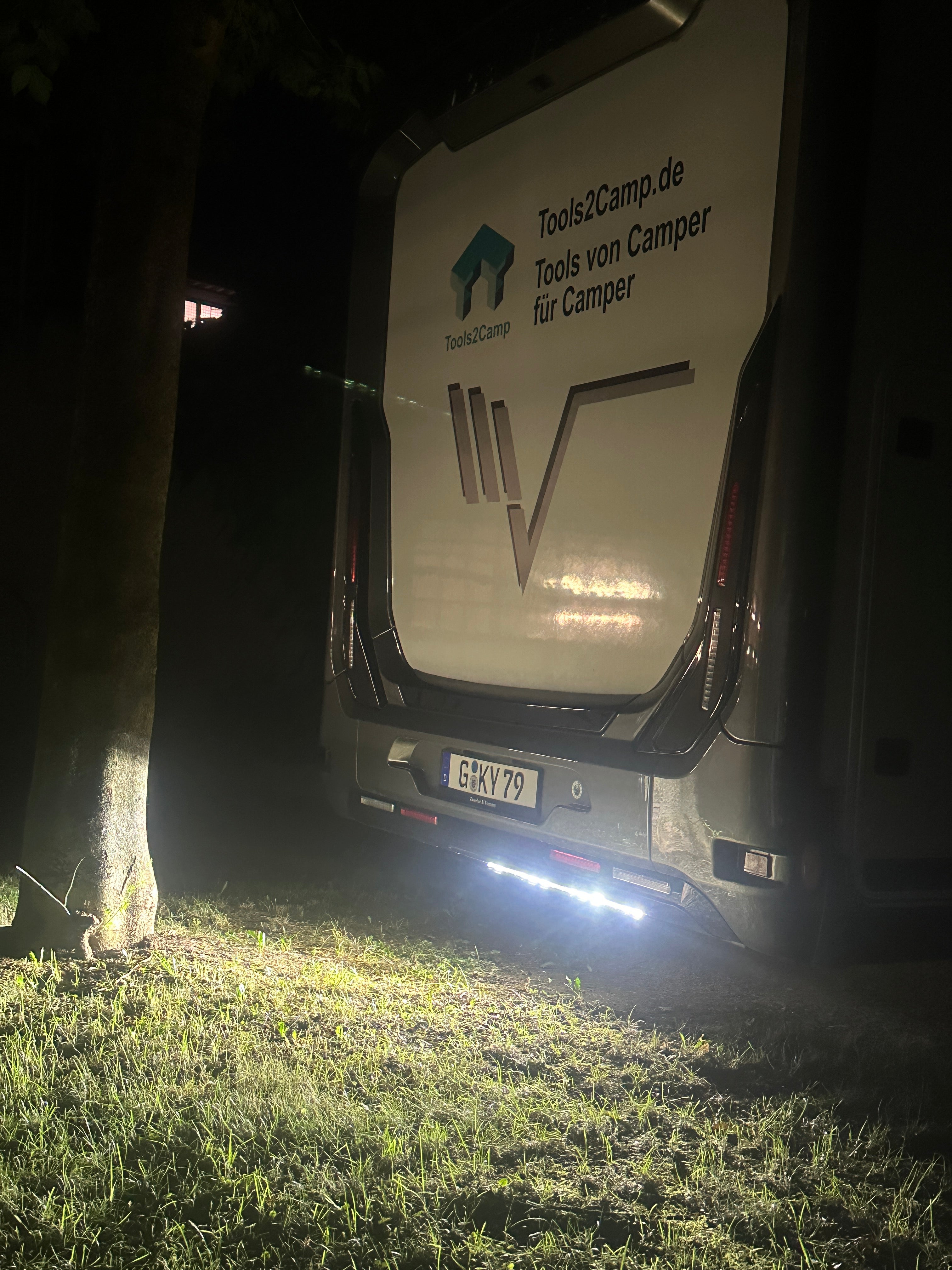 LED Beamer für WohnmobilTommy's Tools2Camp®